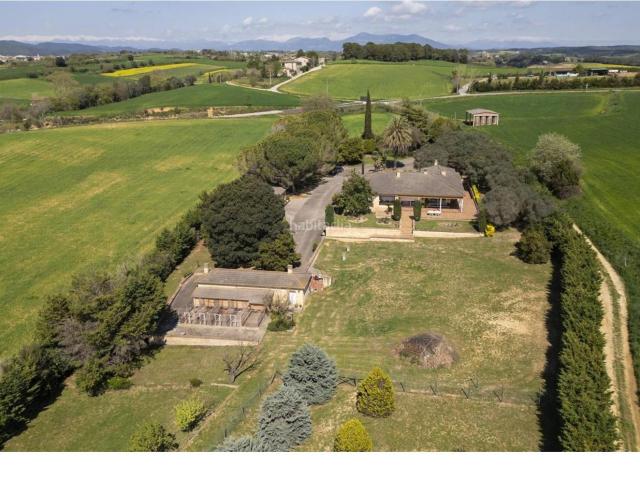 Chalet en venta en Pla de l'Estany, Catalunya