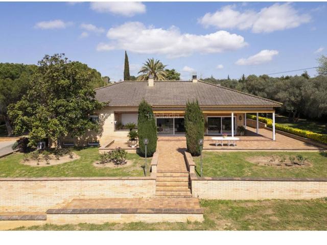 Chalet en venta en Pla de l'Estany, Catalunya