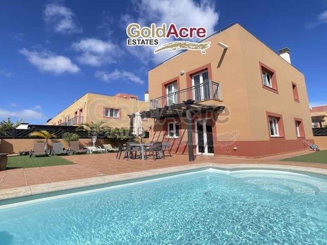 Chalet en venta en Corralejo