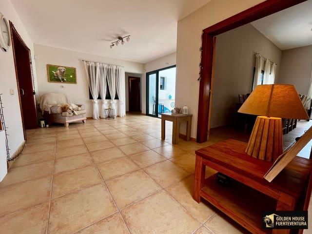 Chalet en venta en Corralejo, Fuerteventura