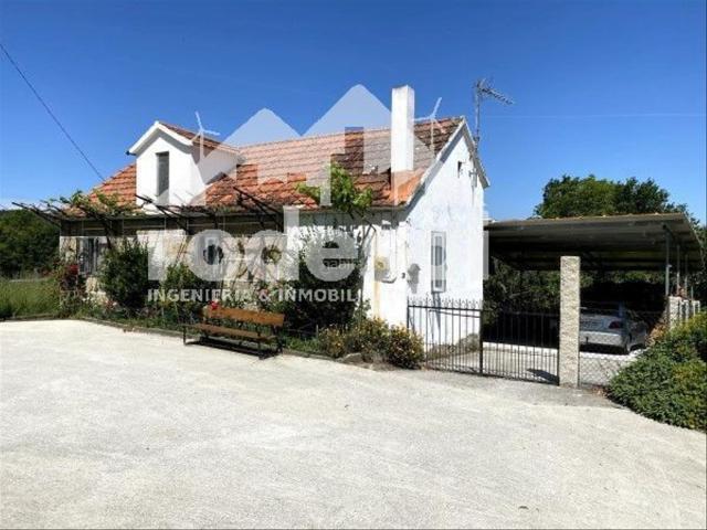 Chalet en venta en O Ribeiro, Galicia