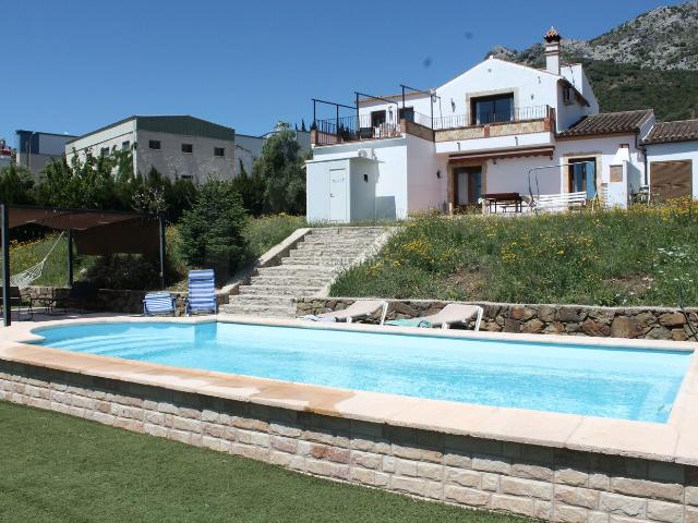 Chalet en venta en Residencial La Palacia, Cortes de la Frontera
