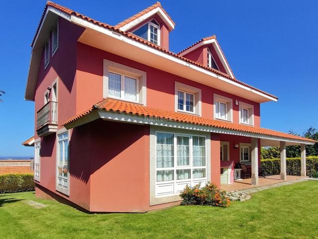 Chalet en venta en Cidade Vella, A Coruña