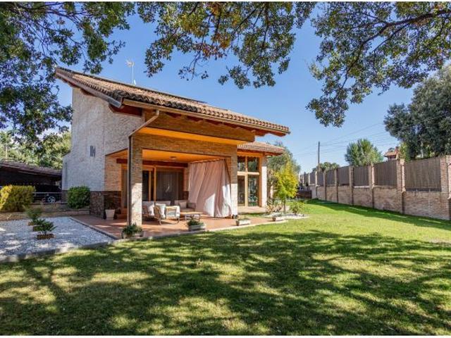 Casa en venta en Urbanización Cotos de Monterrey, Venturada