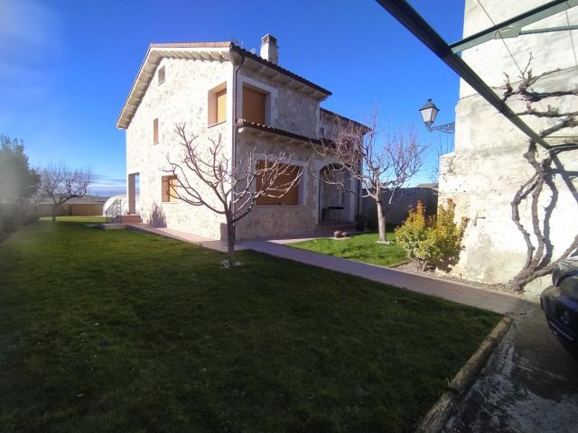 Casa en venta en Cozuelos De Fuentidueña, Castilla y León