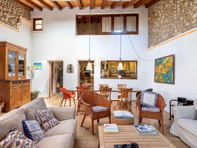 Chalet en venta en Crespià, Girona