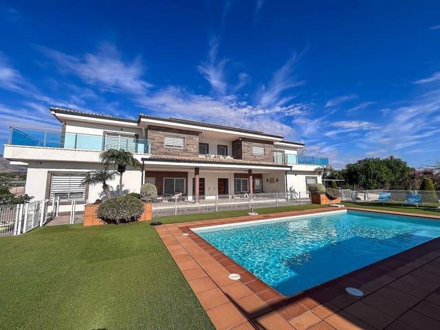 Villa en venta en Crevillent