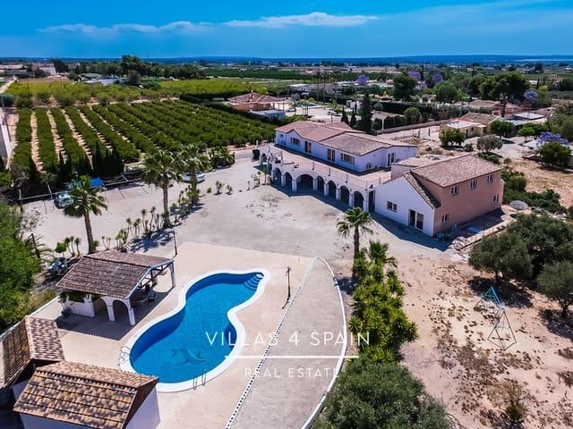Villa en venta en Crevillent