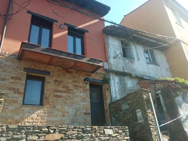 Chalet en venta en Cudillero, La Telaya