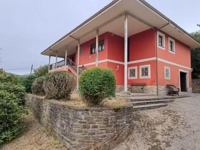 Villa en venta en Cudillero, Arroxas