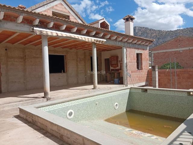 Chalet en venta en Cuevas de San Marcos, Málaga