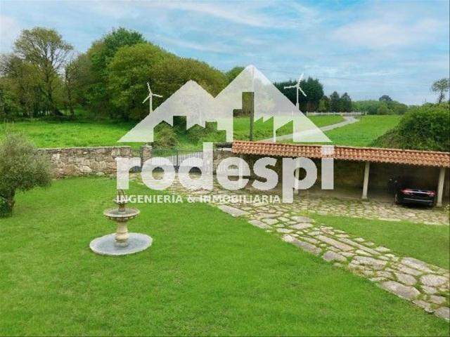 Chalet en venta en Lurdes, Betanzos