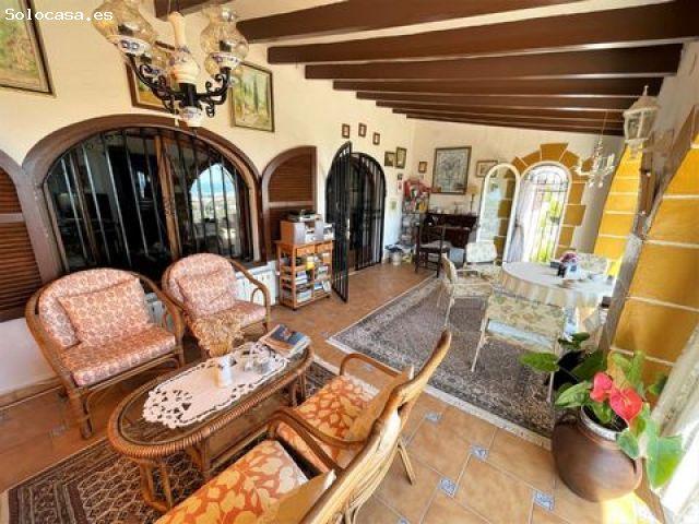 Casa en venta en Barri París-Pedrera / Camp Roig, la Marina Alta
