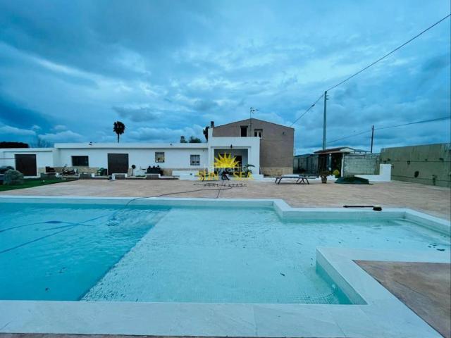Chalet en venta en Dolores, Valencia
