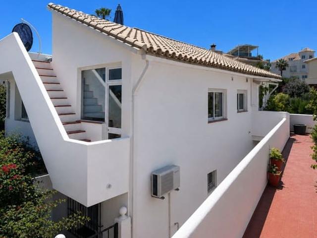 Chalet en venta en Chaparral, Costa del Sol Occidental