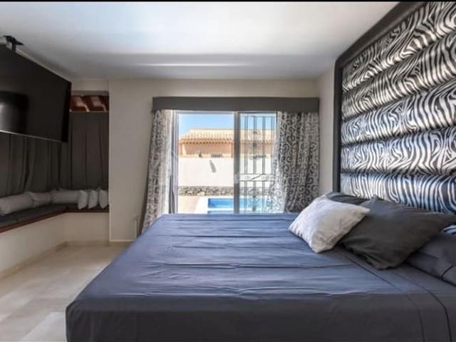 Chalet en venta en Miraverde, Adeje