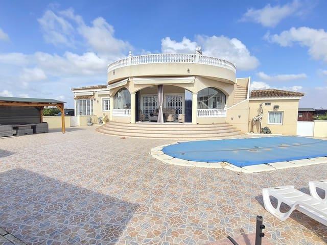 Villa en venta en El Molar