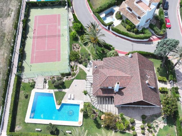 Chalet en venta en el Puig de Santa Maria, València / Valencia
