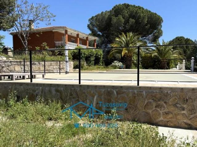 Chalet en venta en El Tiemblo, Castilla y León