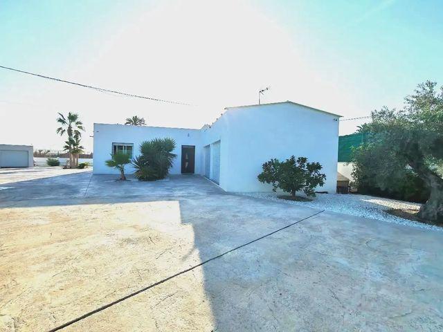 Chalet en venta en el Raval de Santa Teresa, Elx / Elche