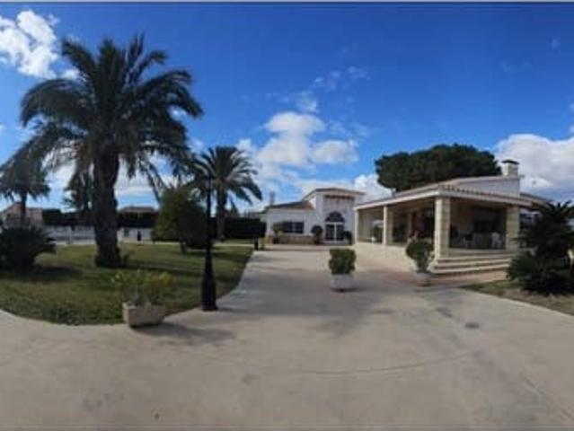 Chalet en venta en el Raval de Santa Teresa, el Baix Vinalopó