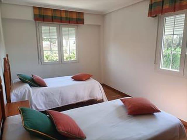 Chalet en venta en el Raval de Santa Teresa, el Baix Vinalopó