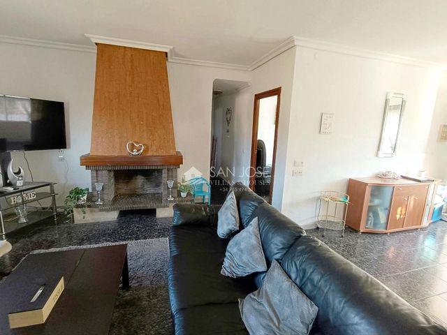 Chalet en venta en El Progreso, Elda