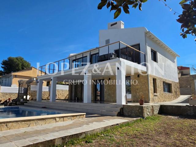 Chalet en venta en Los Almendros, el Camp de Túria