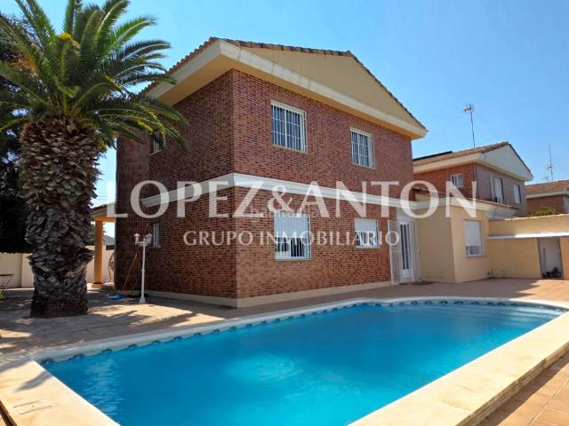 Chalet en venta en Los Almendros, el Camp de Túria