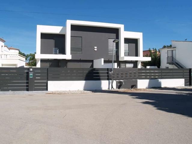 Chalet en venta en Empuriabrava, Alt Empordà