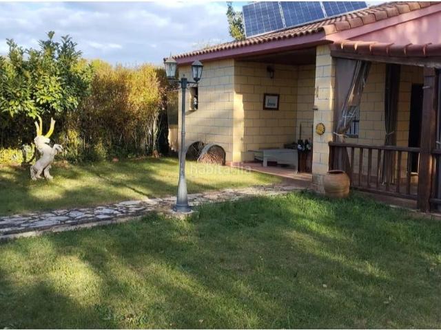 Chalet en venta en Entrena, La Rioja