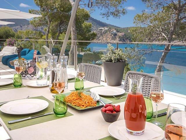Chalet en venta en es Camp de Mar, Serra de Tramuntana