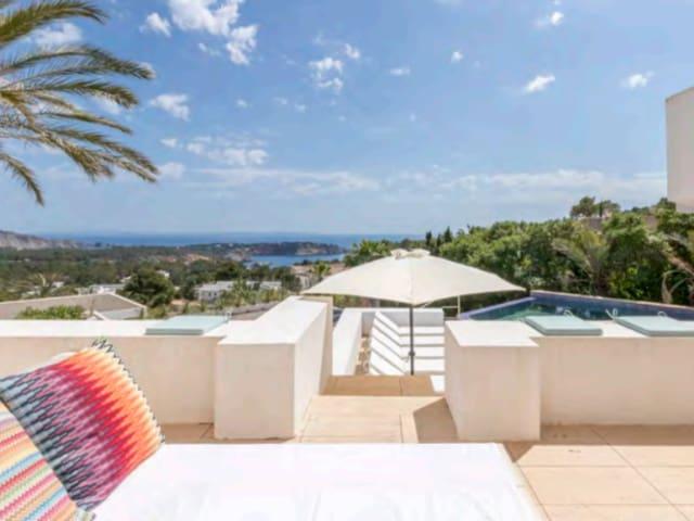Chalet en venta en Sant Josep de sa Talaia, Eivissa
