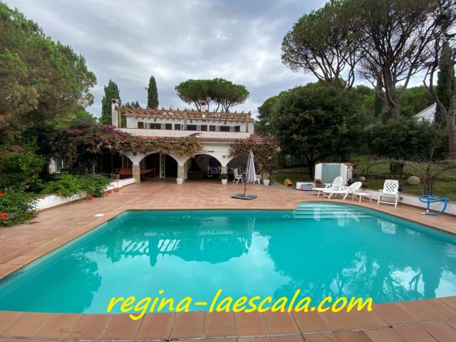 Chalet en venta en Les Corts, Alt Empordà