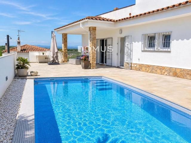 Chalet en venta en Alt Empordà, Catalunya