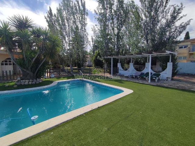 Chalet en venta en Esparreguera, Barcelona