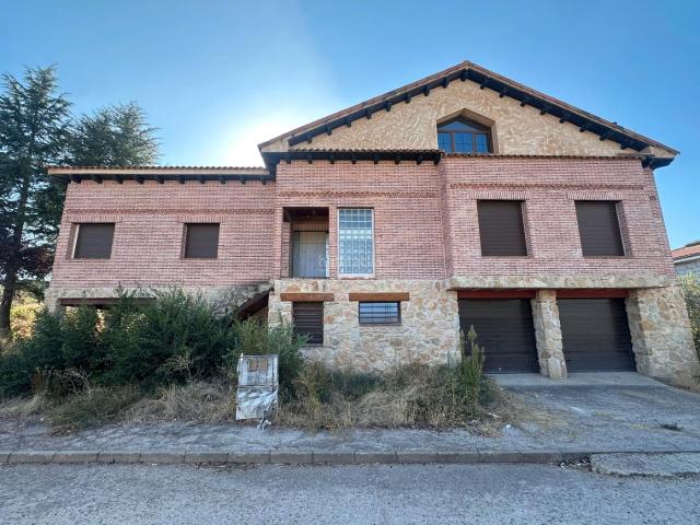 Chalet en venta en Espinosa De Henares, Castilla-La Mancha