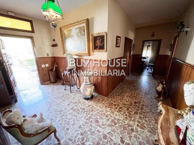 Villa en venta en Esquivias
