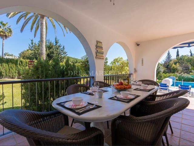 Chalet en venta en Atalaya-Isdabe, Costa del Sol Occidental