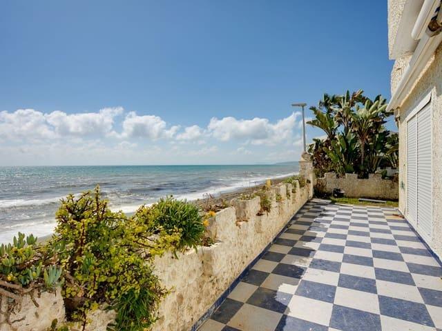 Chalet en venta en Barriada Islas Canarias, Costa del Sol Occidental