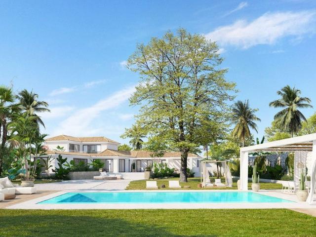 Chalet en venta en Barriada Islas Canarias, Costa del Sol Occidental