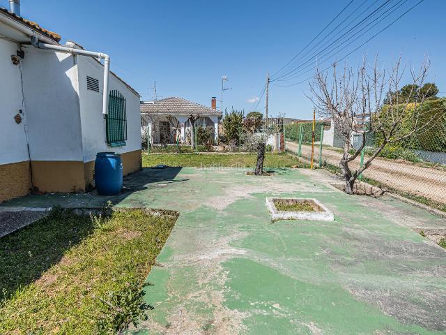 Chalet en venta en Estremera, Madrid