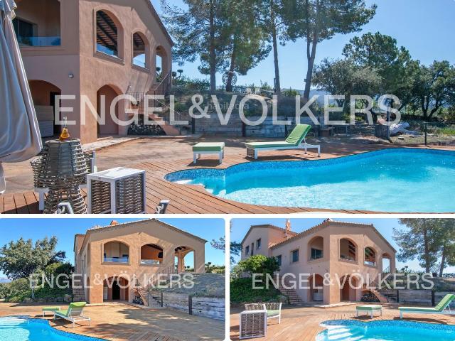 Villa en venta en Falset