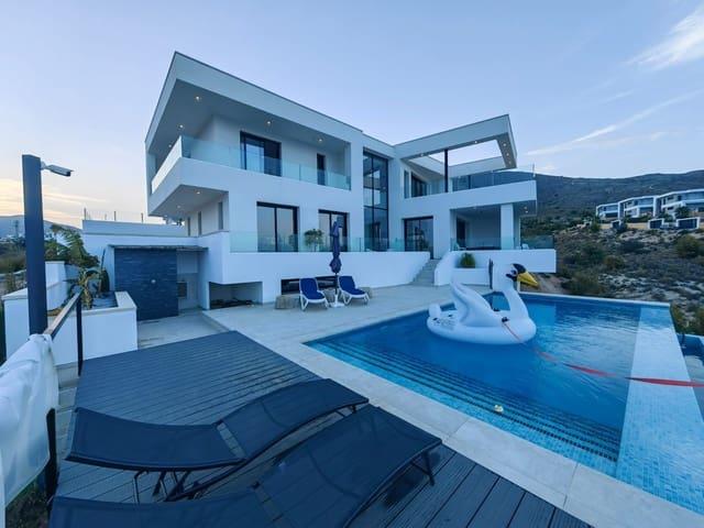 Villa en venta en Finestrat