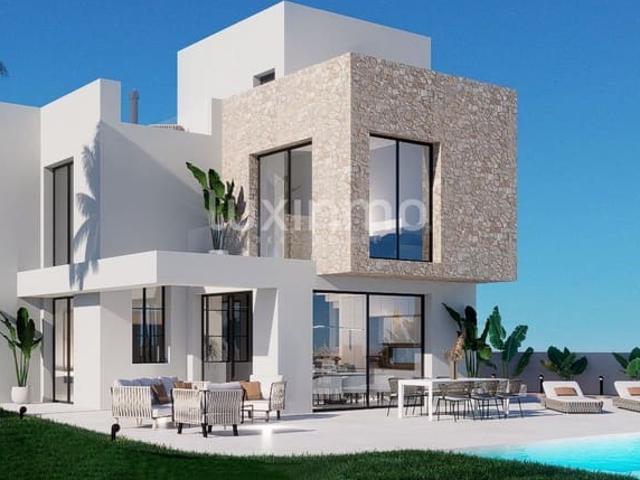 Chalet en venta en Finestrat, Alicante