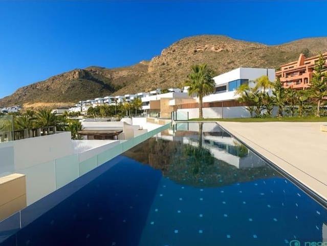 Chalet en venta en la Marina Baixa, Valencia
