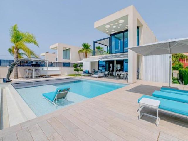 Chalet en venta en Finestrat, Alicante