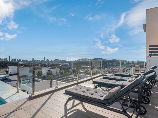 Villa en venta en Finestrat