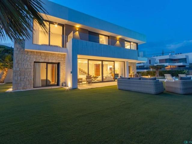 Villa en venta en Finestrat