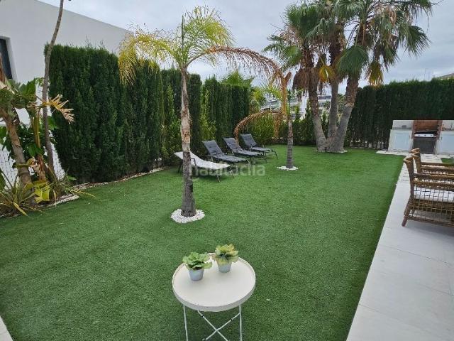 Chalet en venta en la Marina Baixa, Valencia